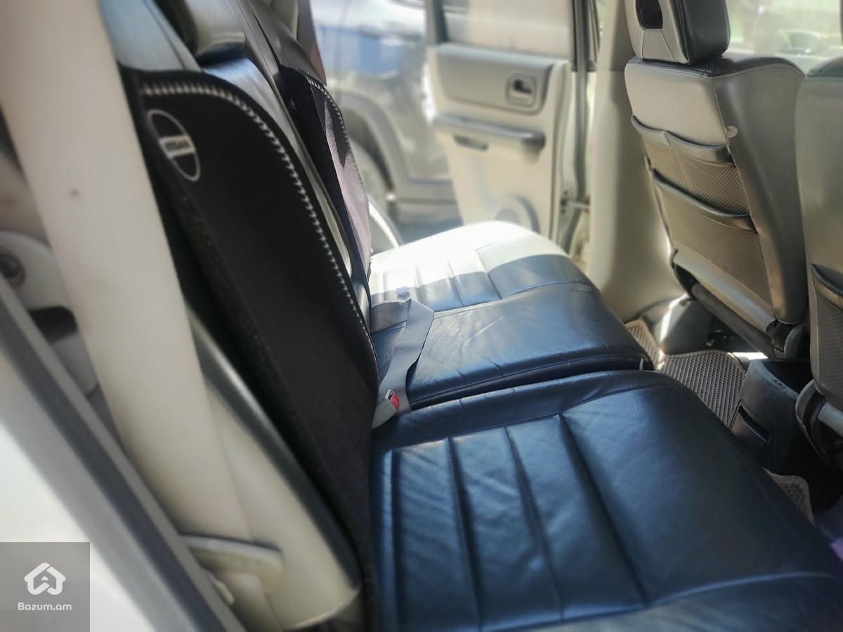 Nissan - image 2