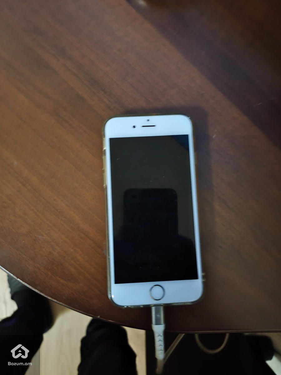 Apple 6s - image 4