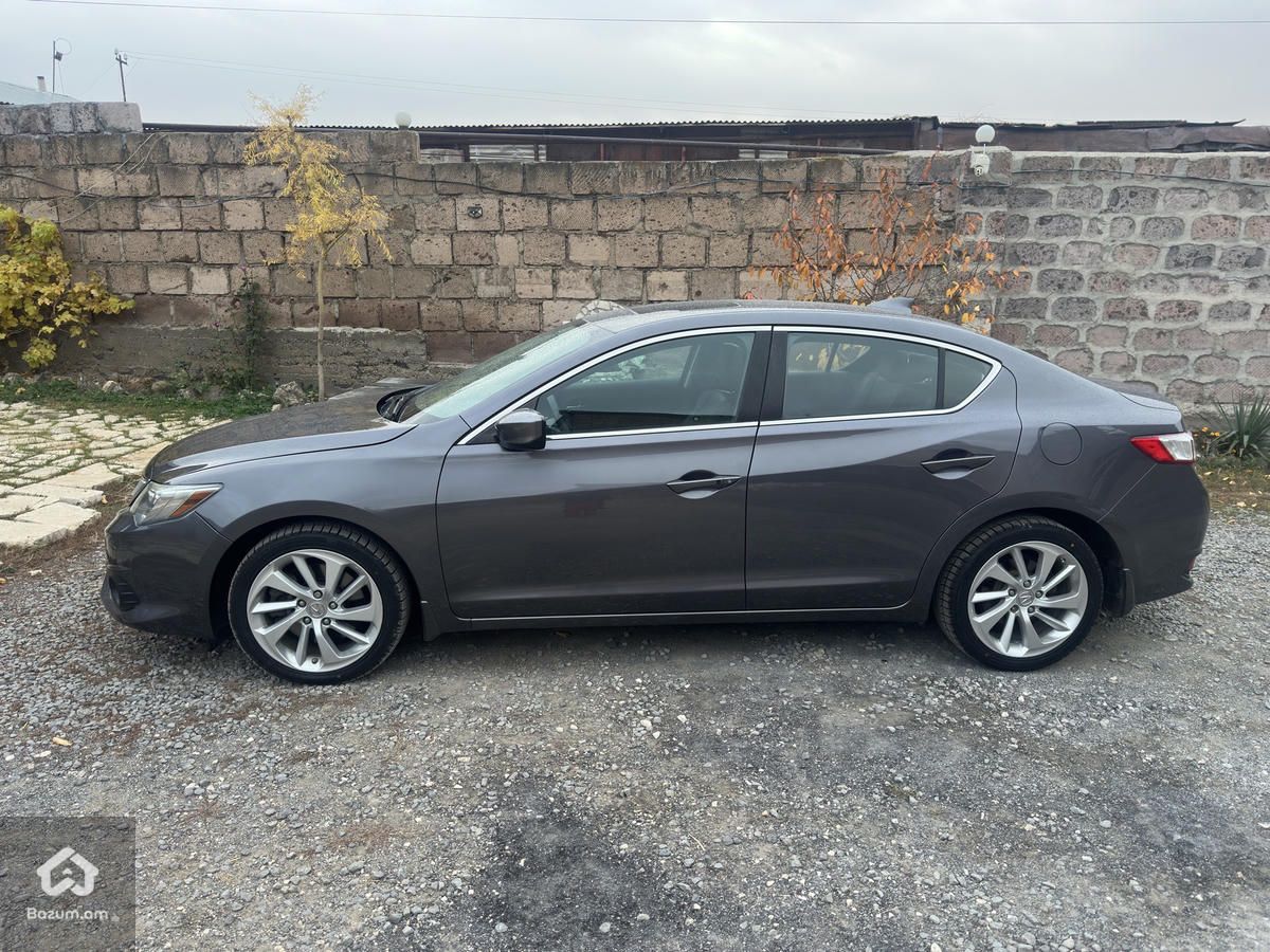 Acura ILX - image 3