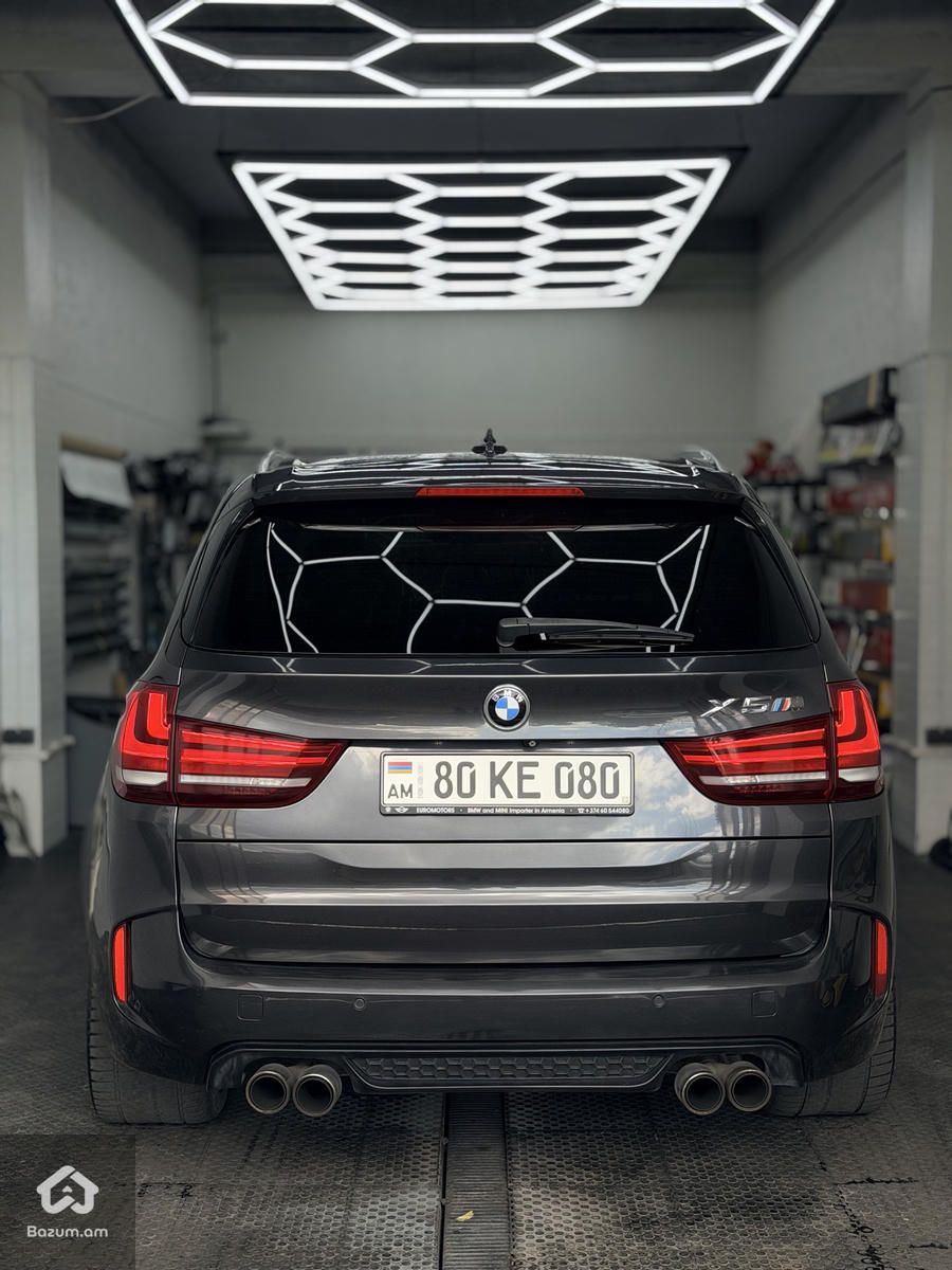 BMW X5 - image 5