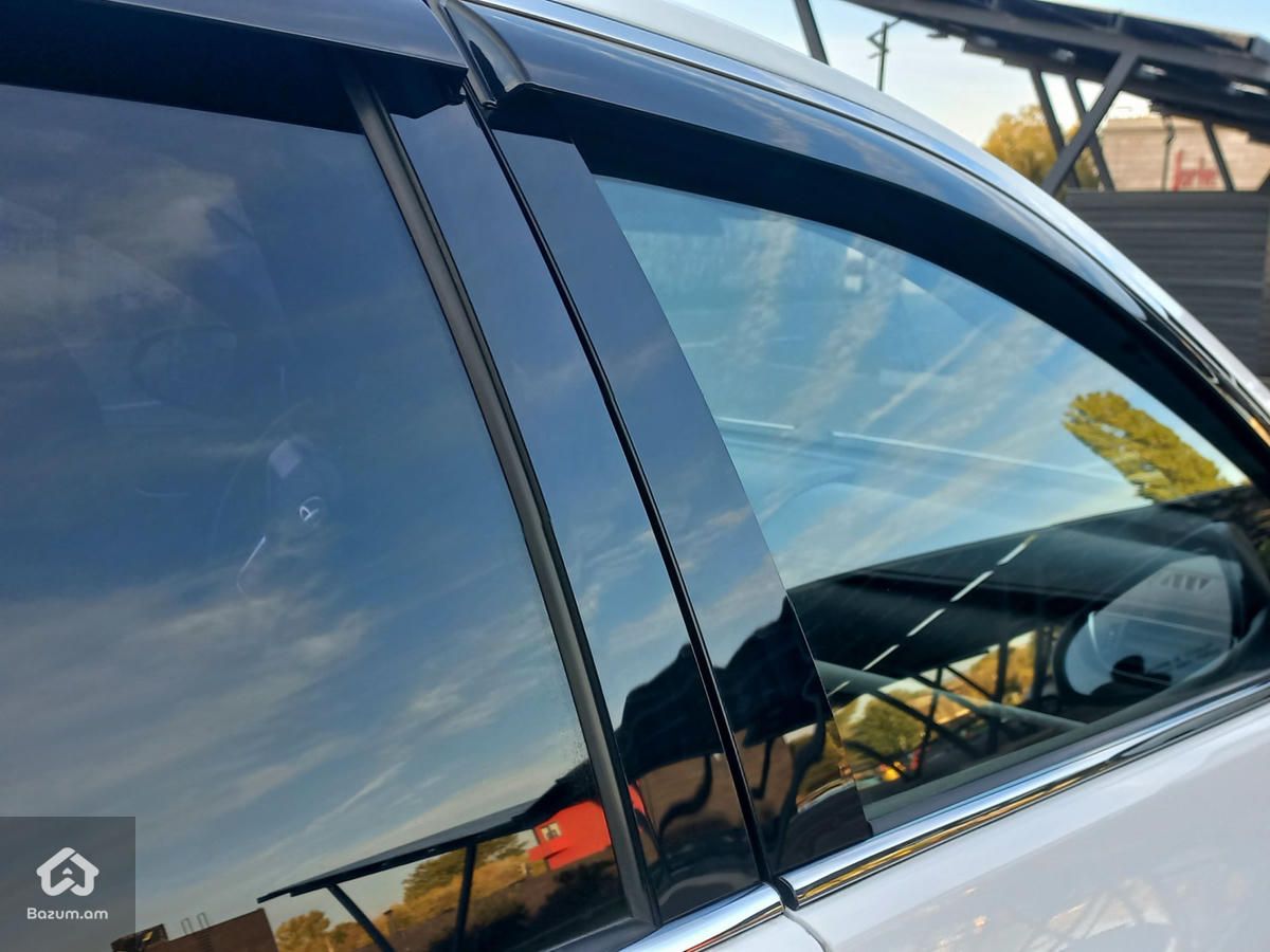 Toyota Camry 2016 - image 12