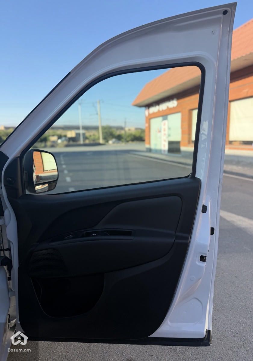 RAM PROMASTER CITY 2022 - image 25