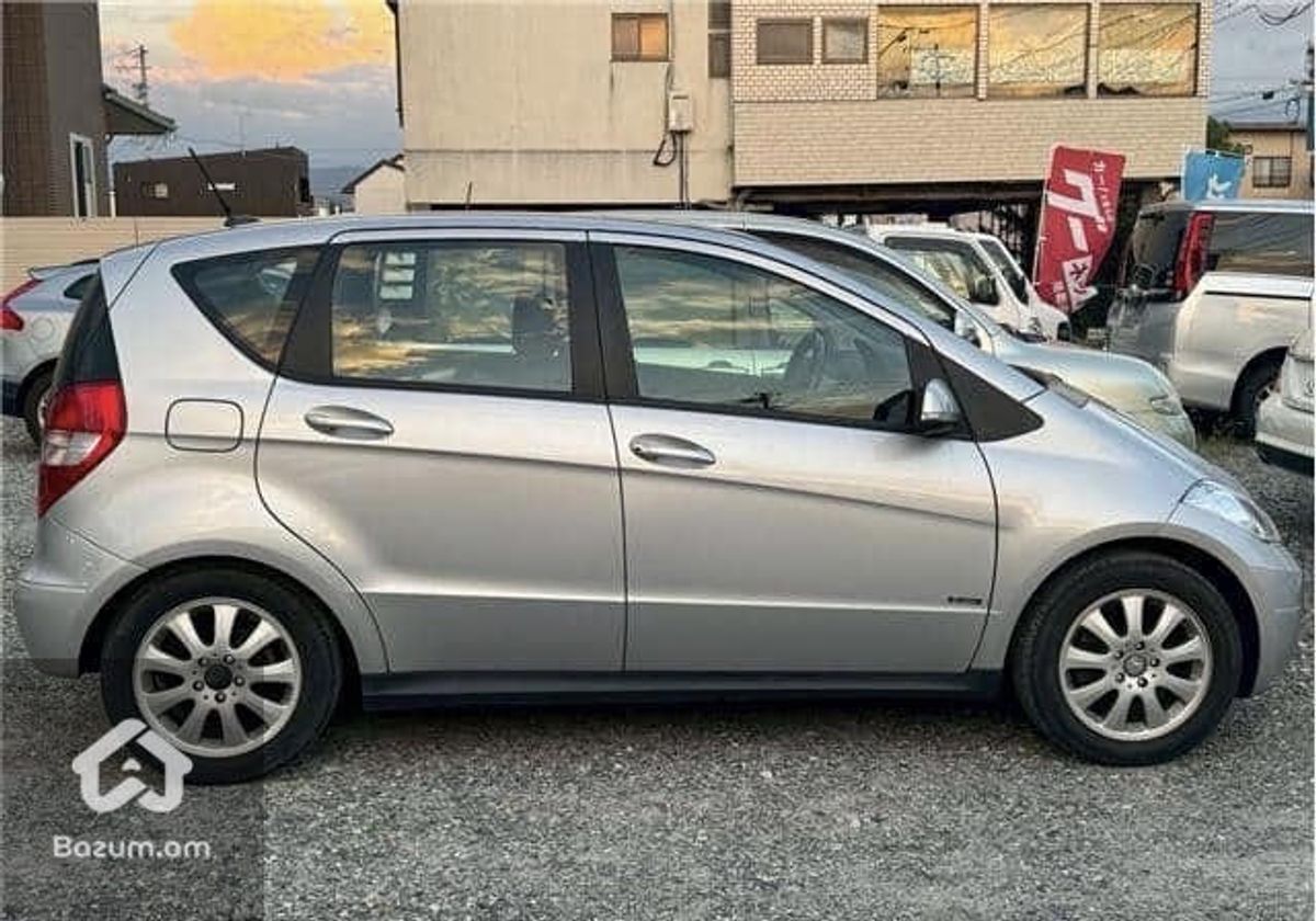Mercedes Benz A 170 - image 4