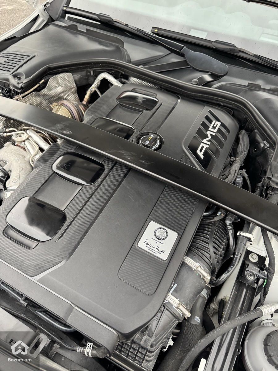 Mercedes-Benz C 43 AMG 2024 - image 12