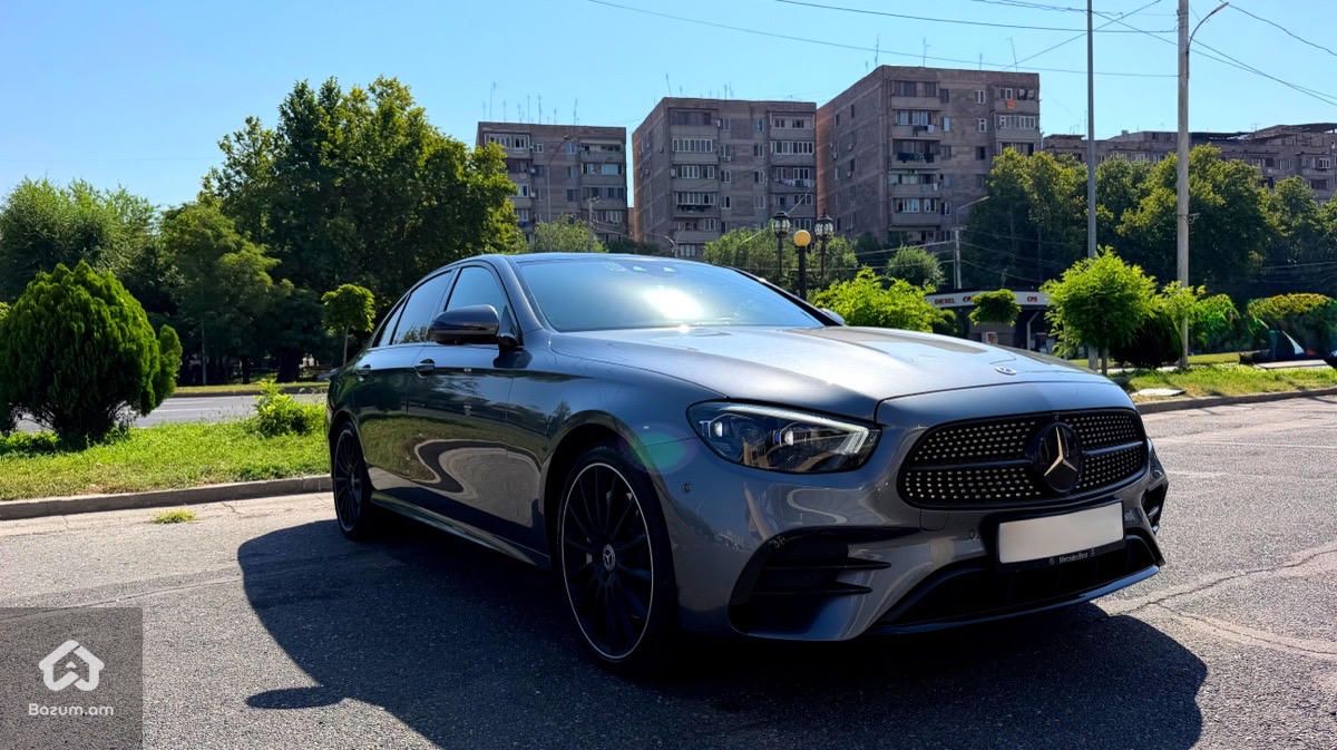 Mercedes Benz E350 AMG Line W213 - image 7