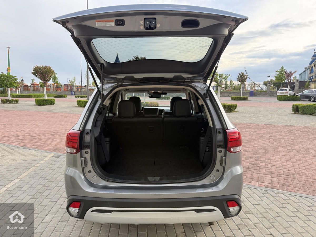 Mitsubishi Outlander Gaz  - image 12
