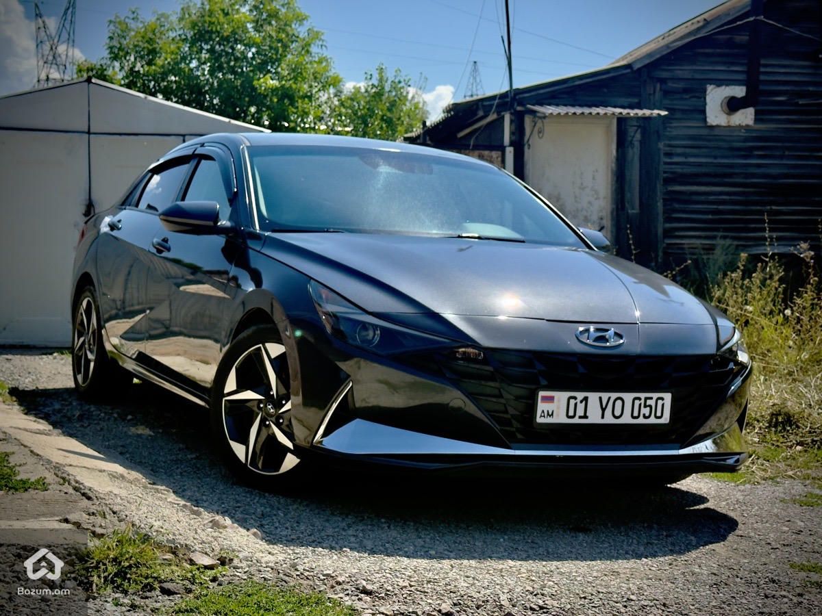Hyundai Elantra 2023 - image 1