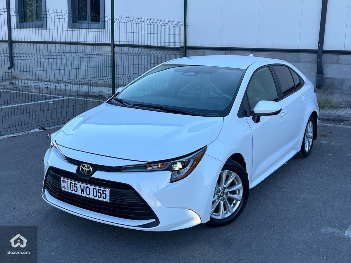 Toyota Corolla LE Premium - image 2