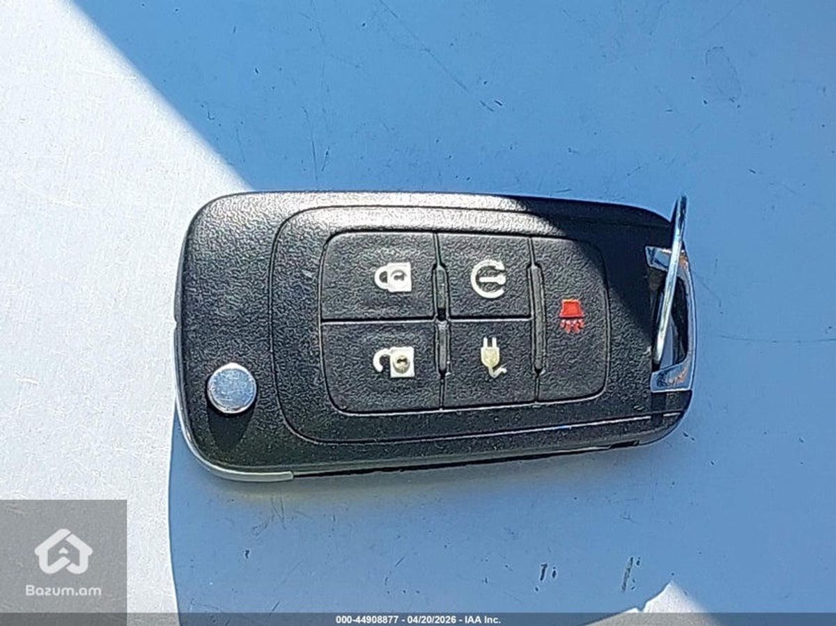 Chevrolet Volt 1 - image 8