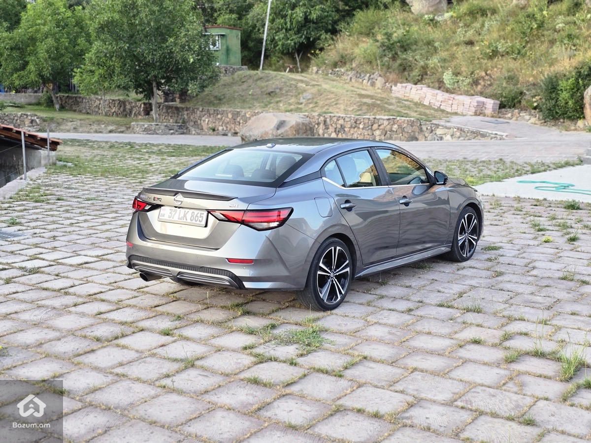 Nissan Sentra SR Full - image 2