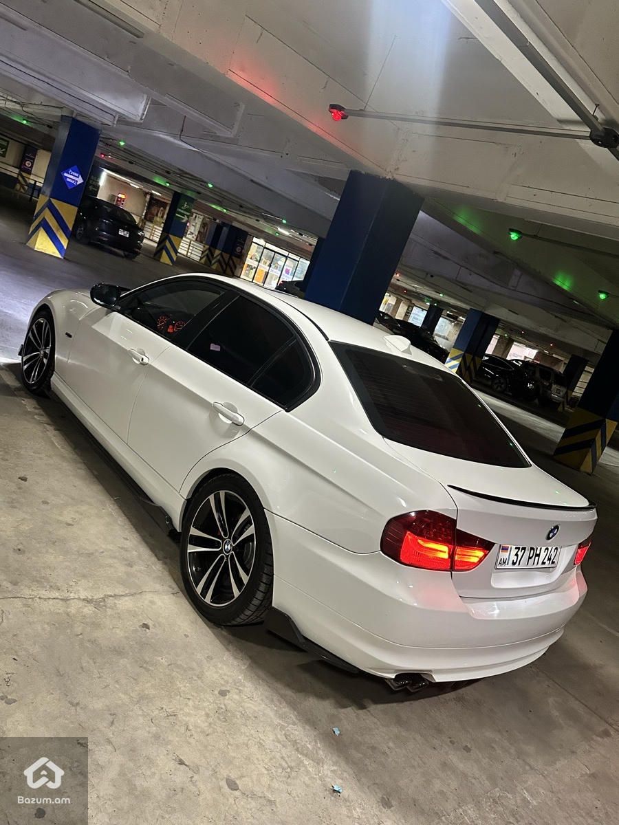 BMW M3 2009 - image 6