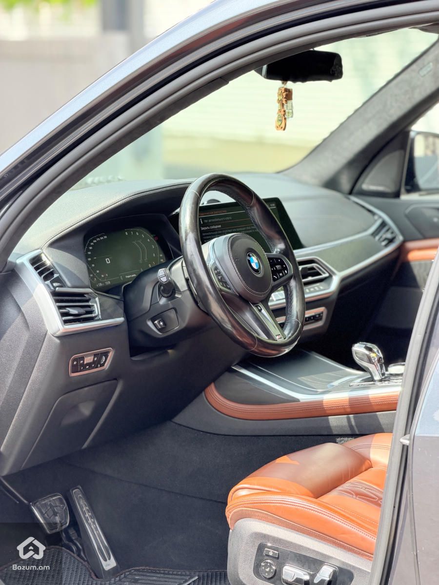 BMW X7 2021 - image 6
