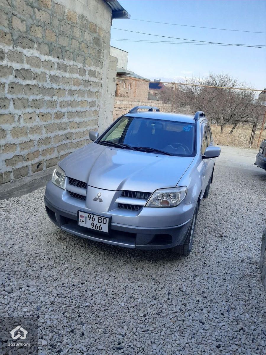 Mitsubishi Airtrek 2004 - image 11