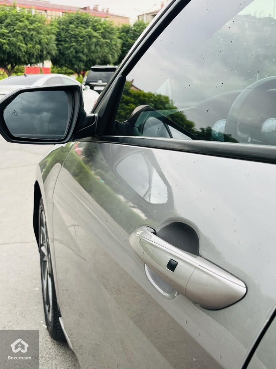 Hyundai Elantra 2023 - image 8