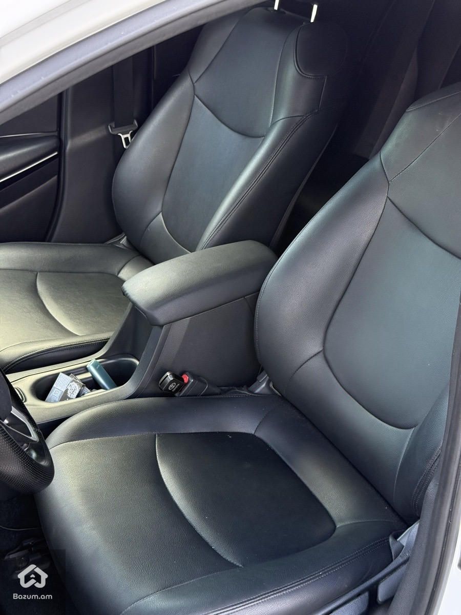 Toyota Corolla 2022 - image 10