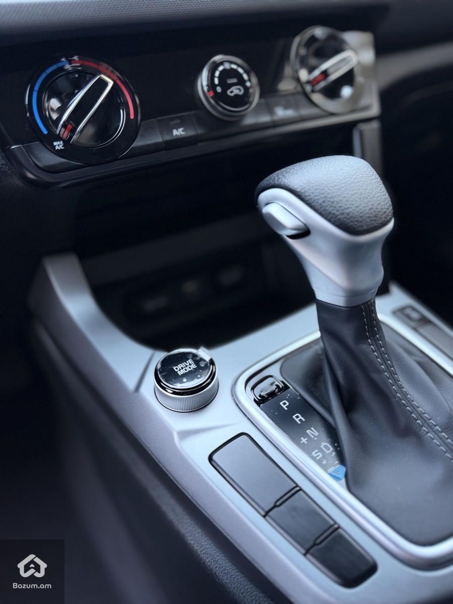 Kia Seltos - image 12
