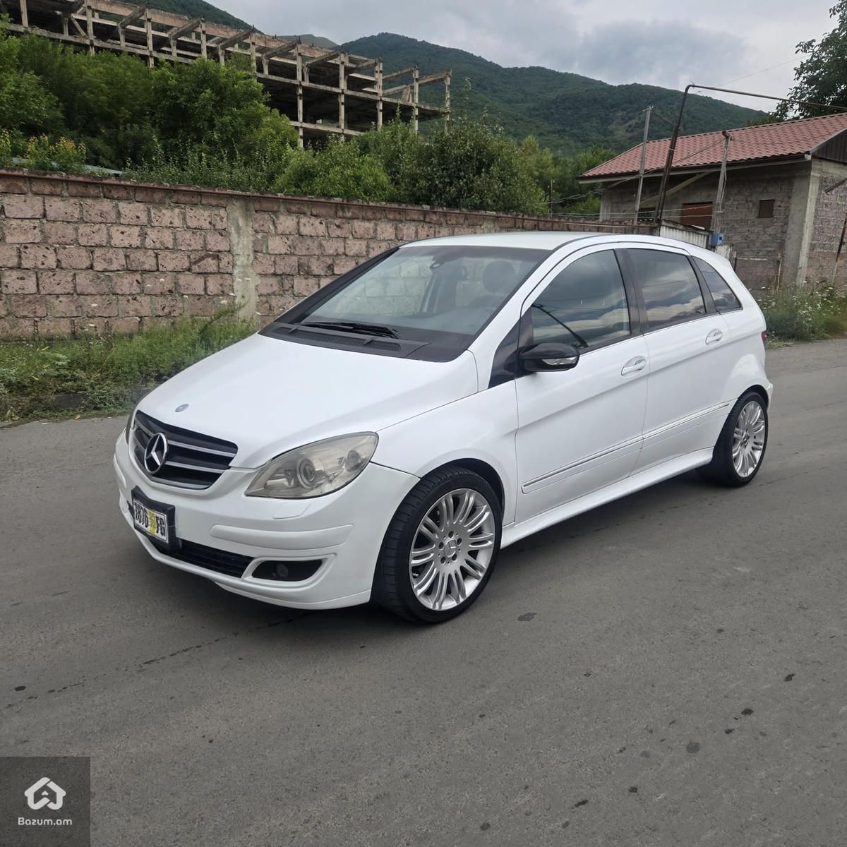 Mercedes-Benz B 170 2008 - image 4