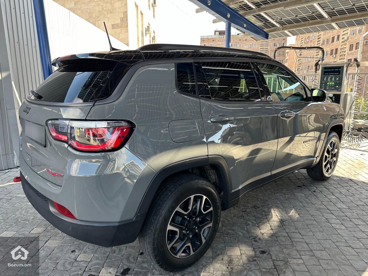Jeep Compass 2021 - image 8