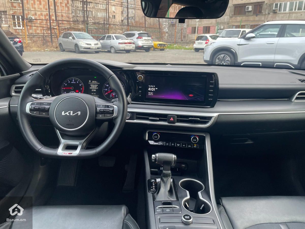 2022 KIA K5 GT LINE 1.6 - image 10