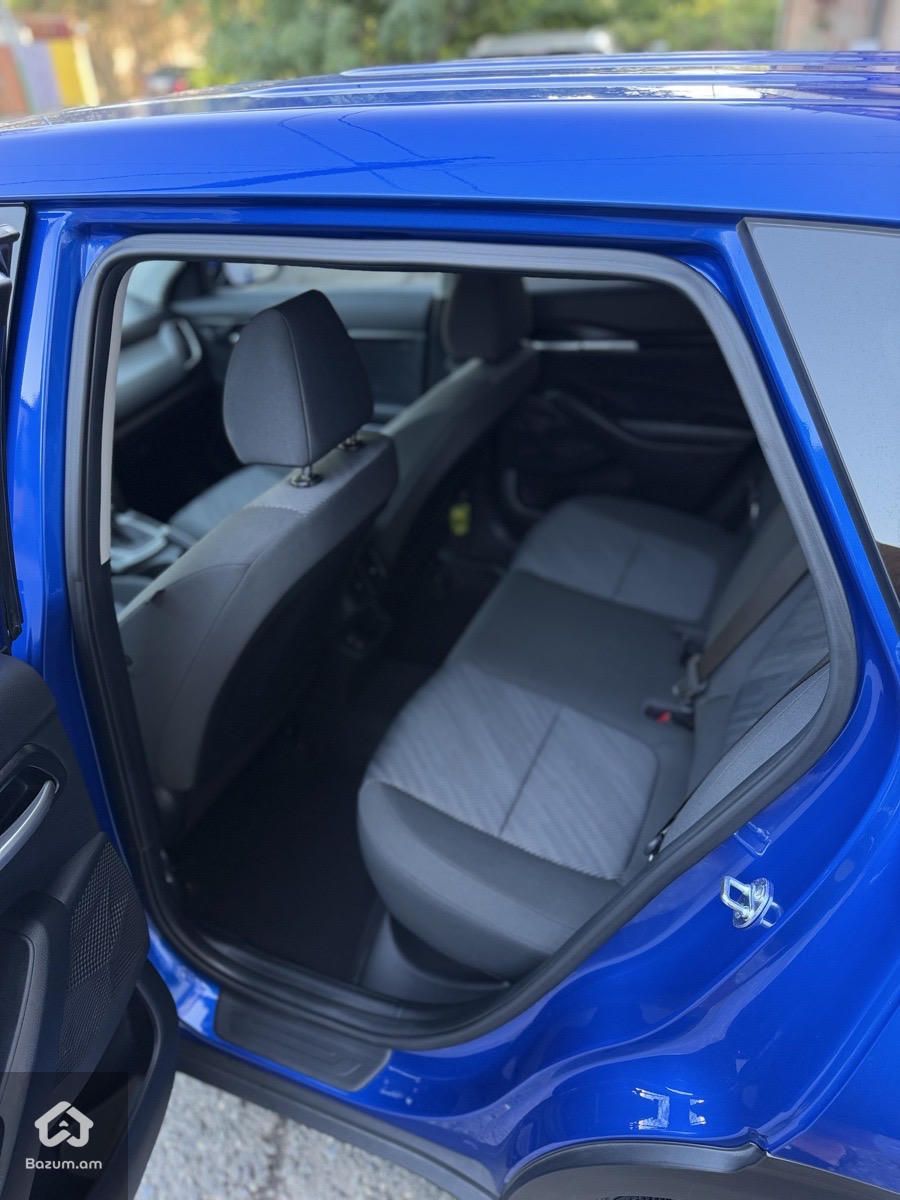 Kia Seltos - image 14