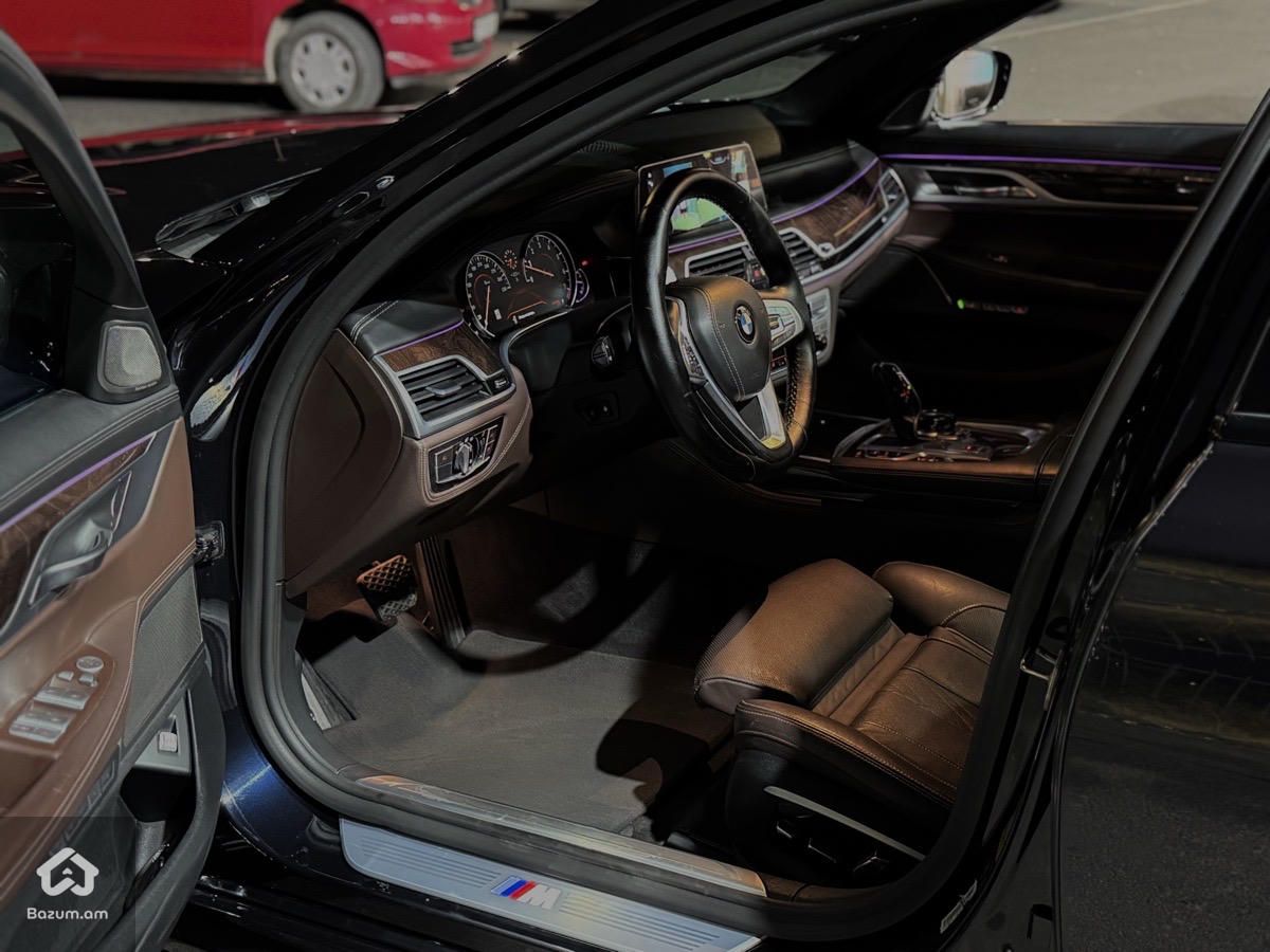 BMW 750 2017 - image 6