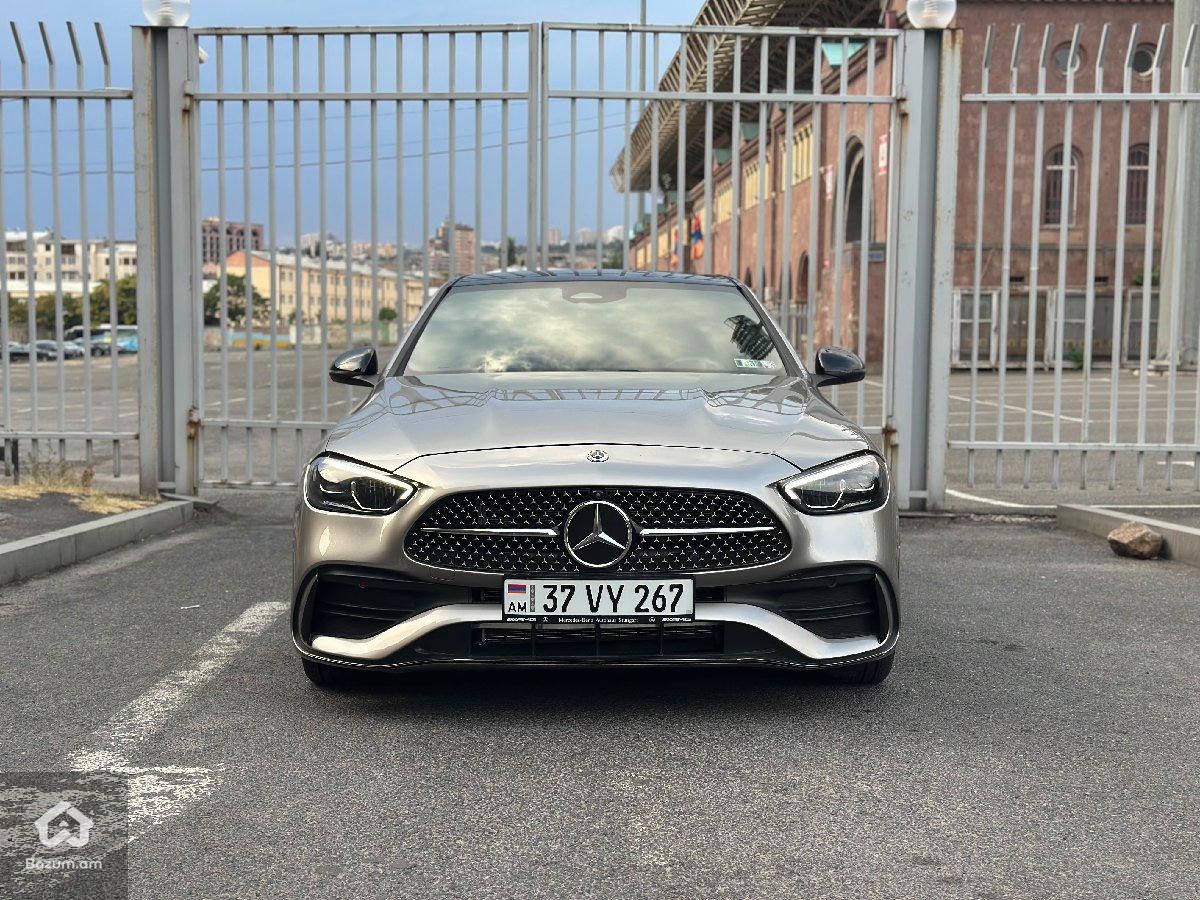 Mercedes-Benz C 300 2022 - image 1