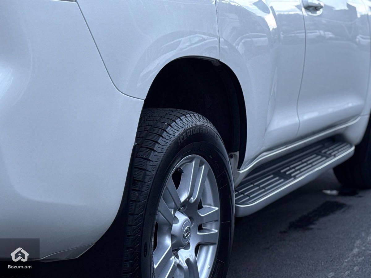 Toyota Land Cruiser Prado 2014 - image 13