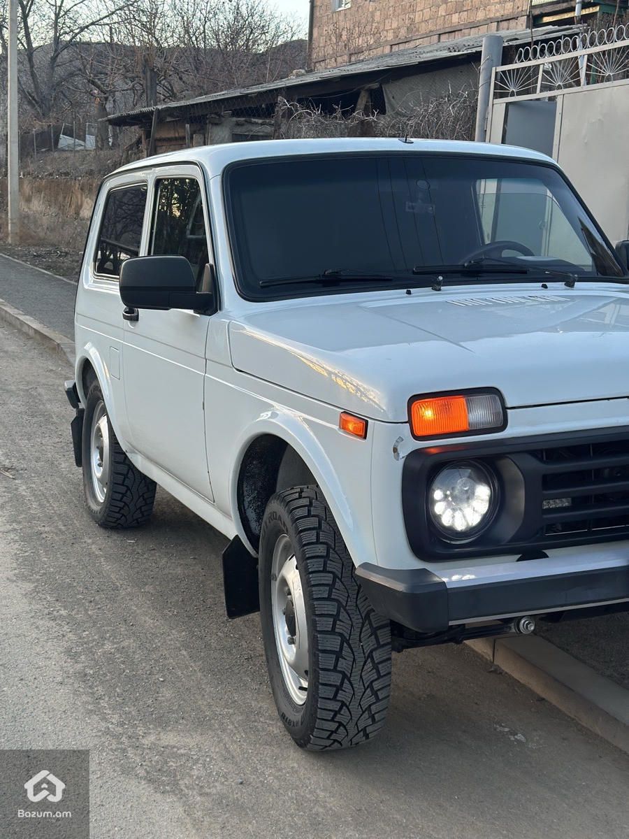 VAZ (Lada) 21214 2008 - image 1