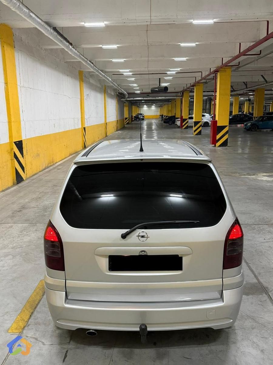 OPEL ZAFIRA OPC - image 5