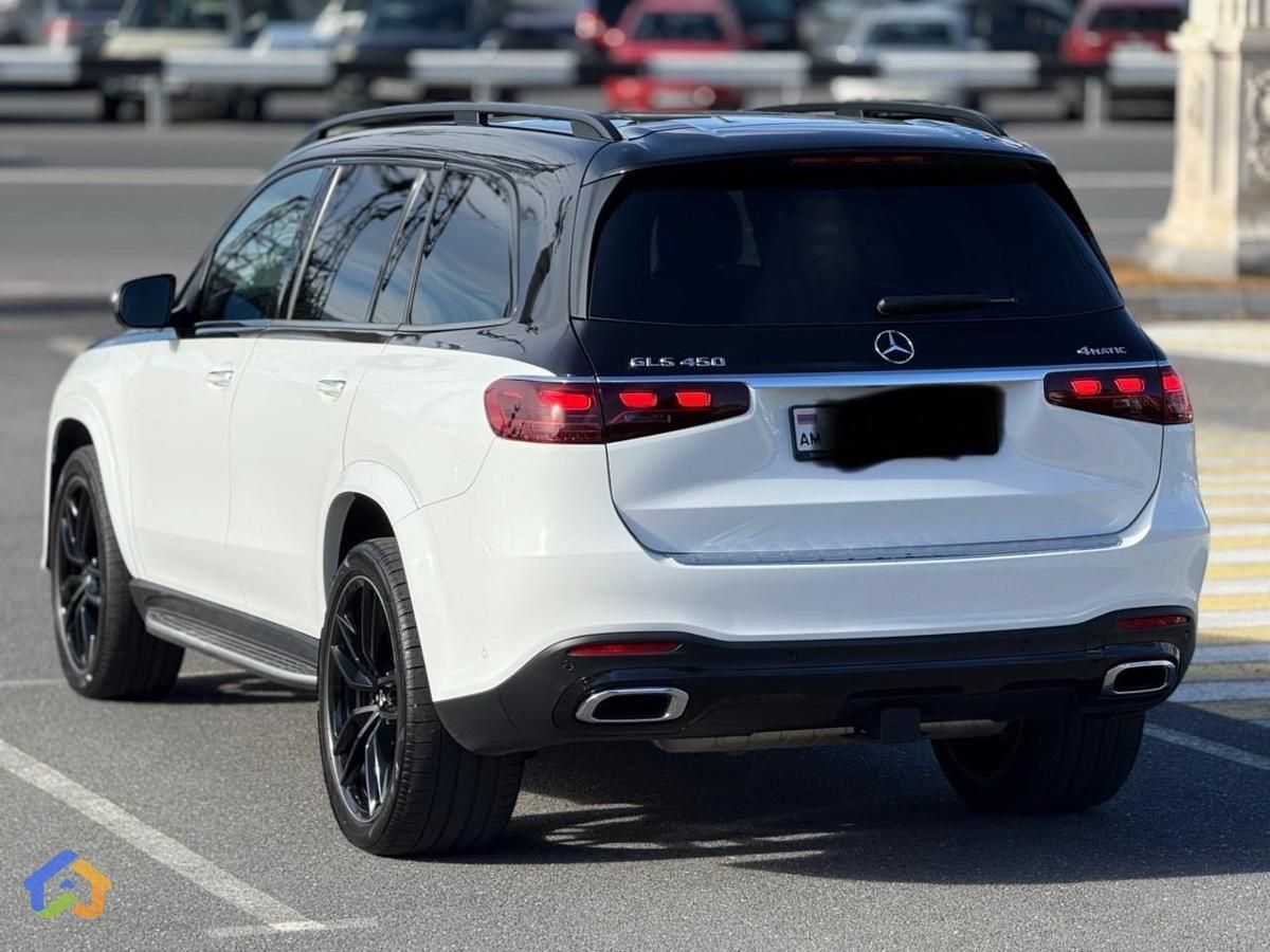 Mercedes Benz GLS - image 5