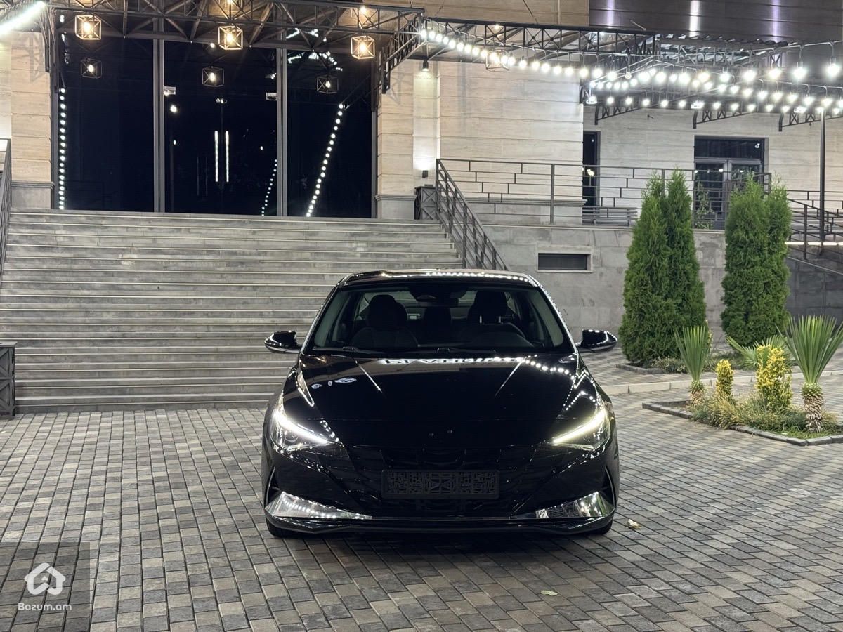 Hyundai Elantra 2021 - image 2