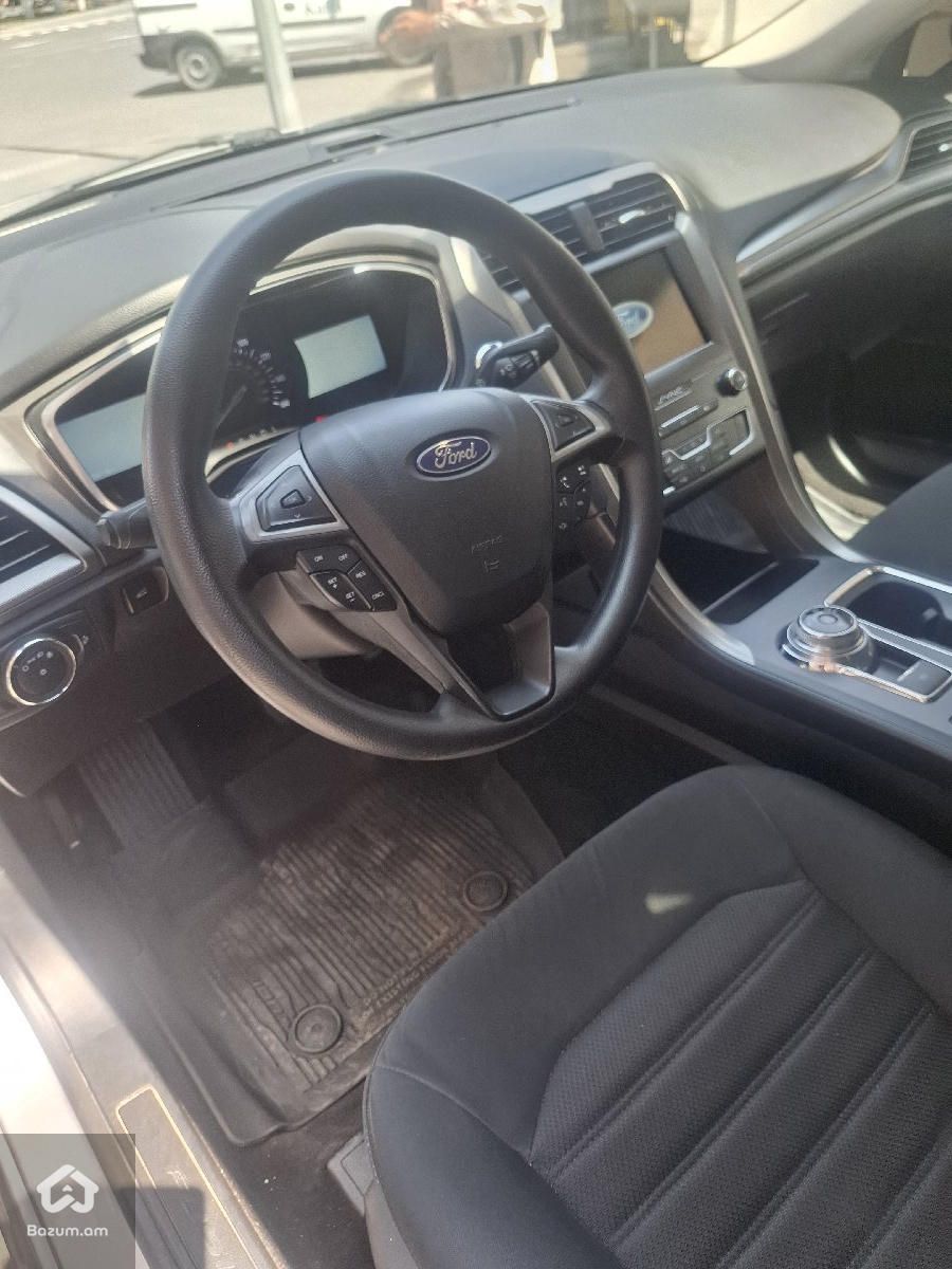 Ford Fusion 2020 - image 10