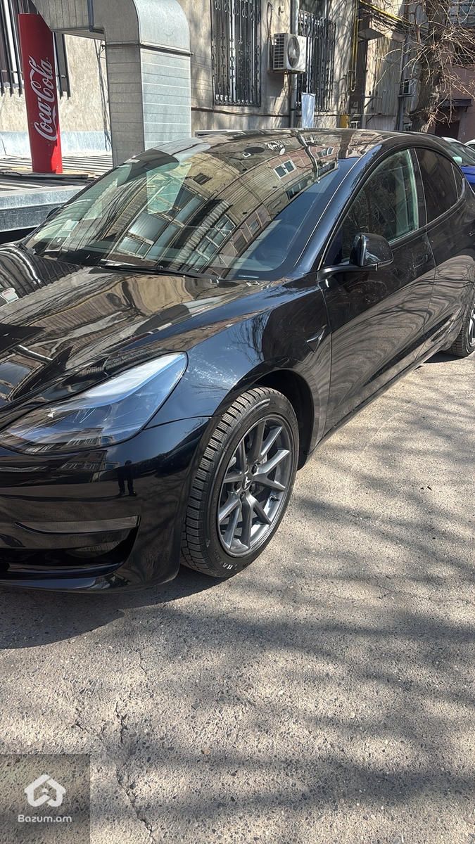 Tesla - image 4
