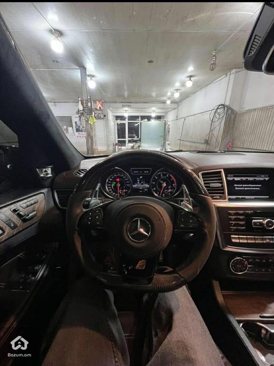 MERCEDES-BENZ ML63 AMG  - image 10