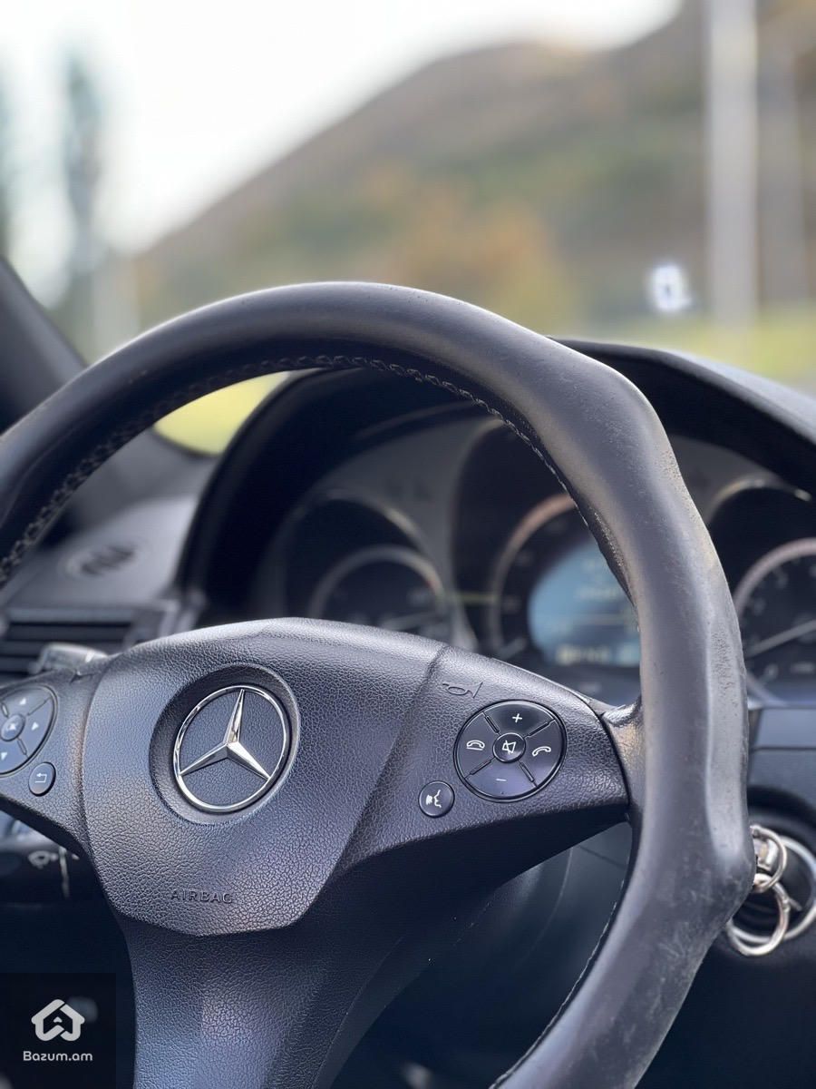 Mercedes-Benz C 300 2008 - image 7