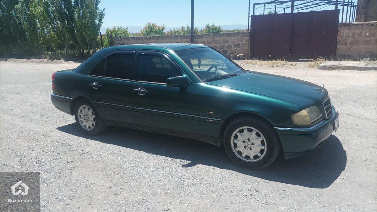 Mersedes Benz - image 4