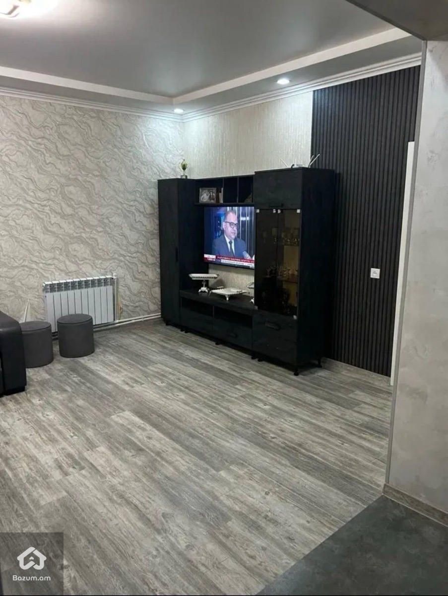 Վառավում է տուն Եղվարդում 100քմ , 400 քմ հող, 1-ին գըծ - image 4