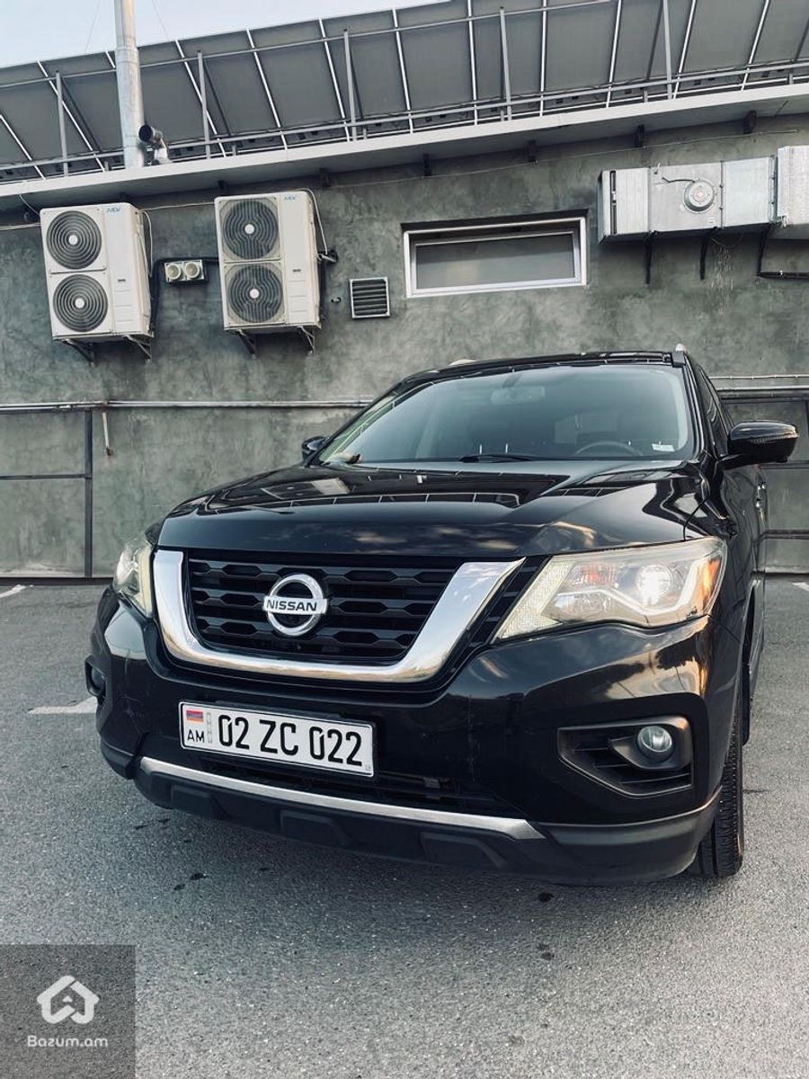 Nissan Pathfinder Platinium - image 2