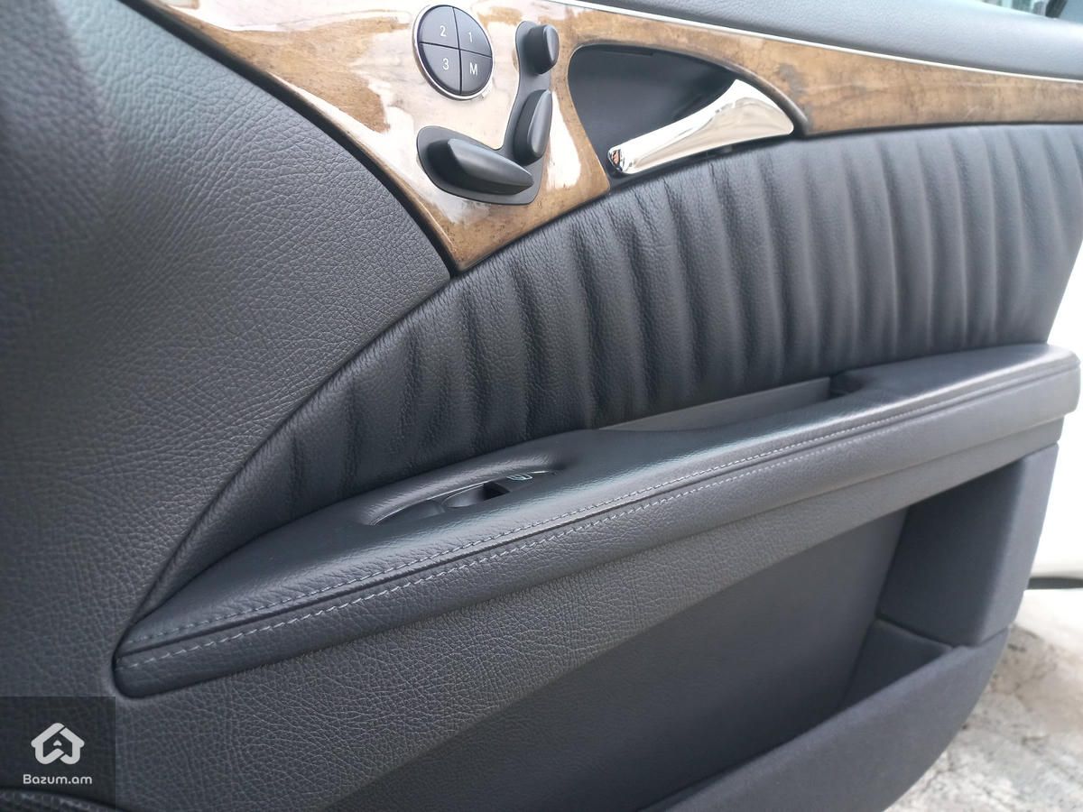 Mercedes-Benz E 320 2004 - image 15
