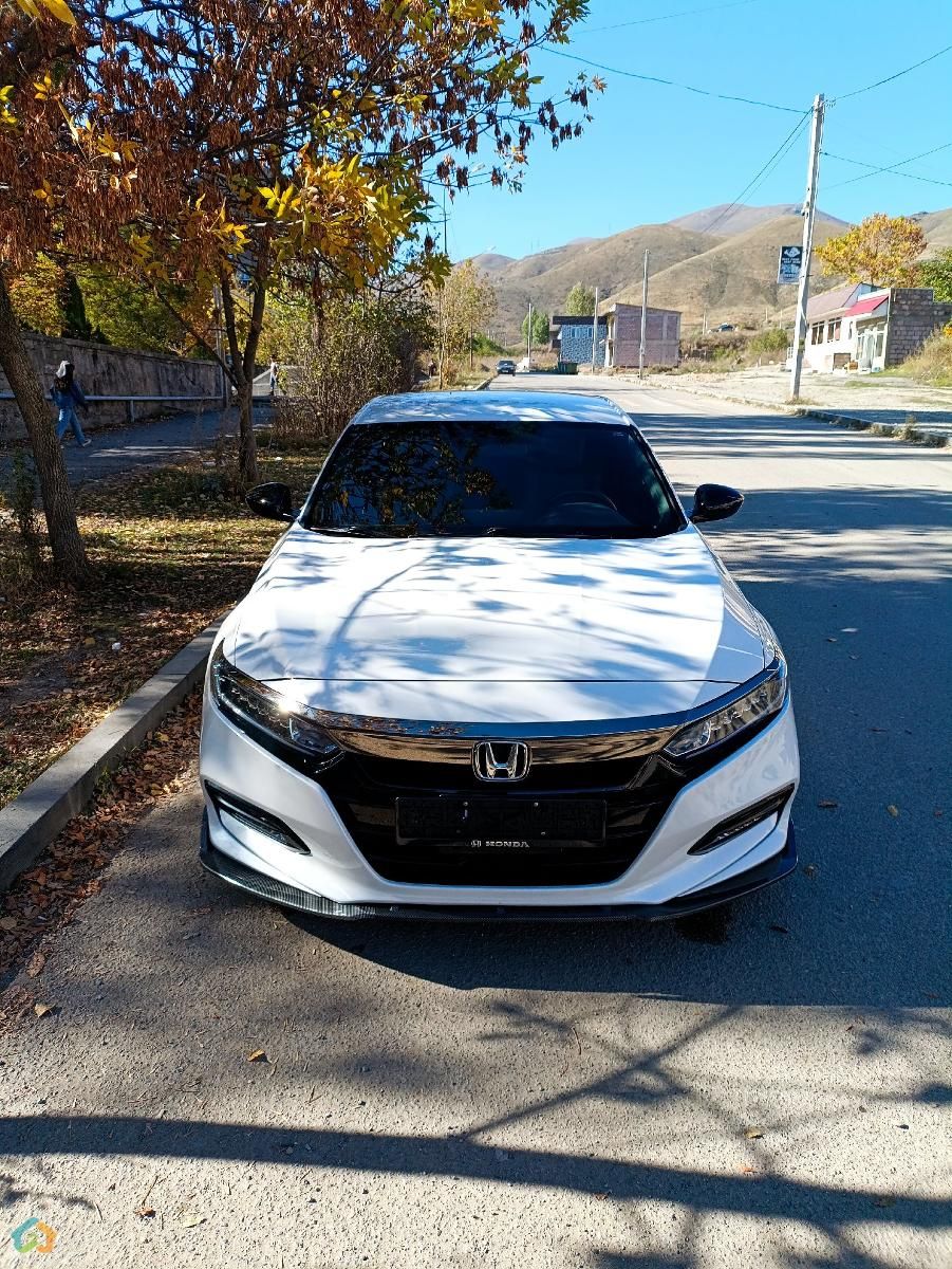 Honda accord - image 8