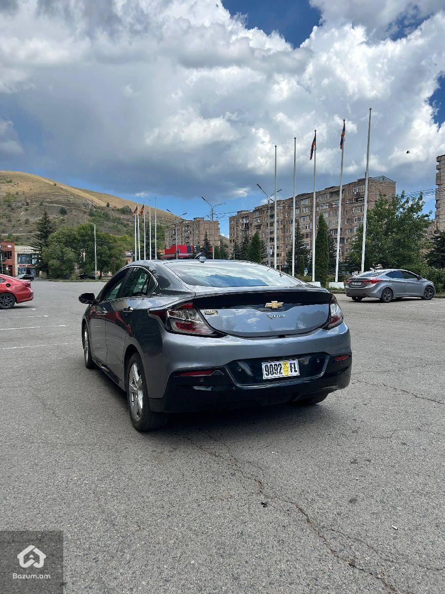 Chevrolet Volt 2018 - image 4