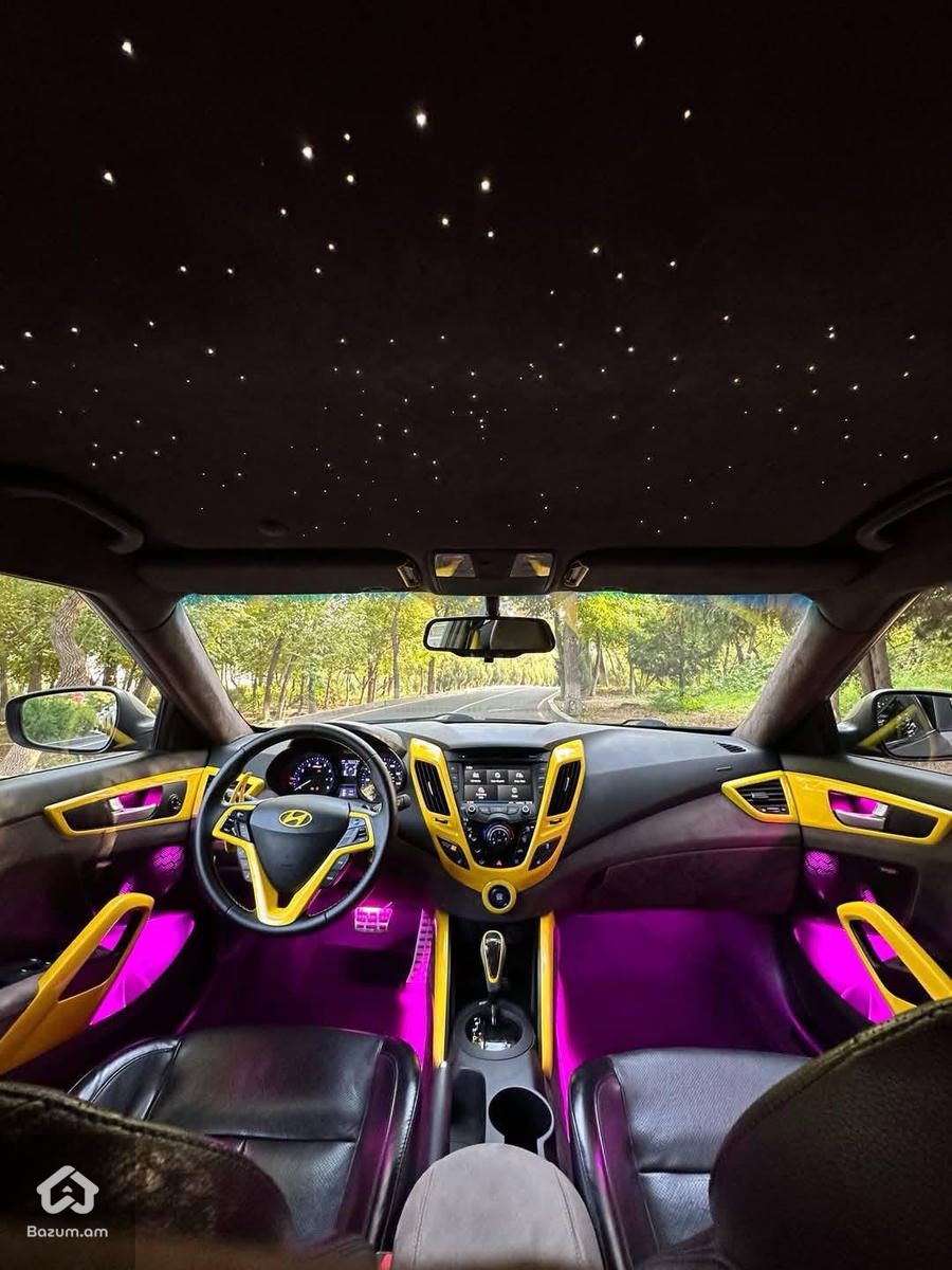 HYUNDAI VELOSTER - image 3