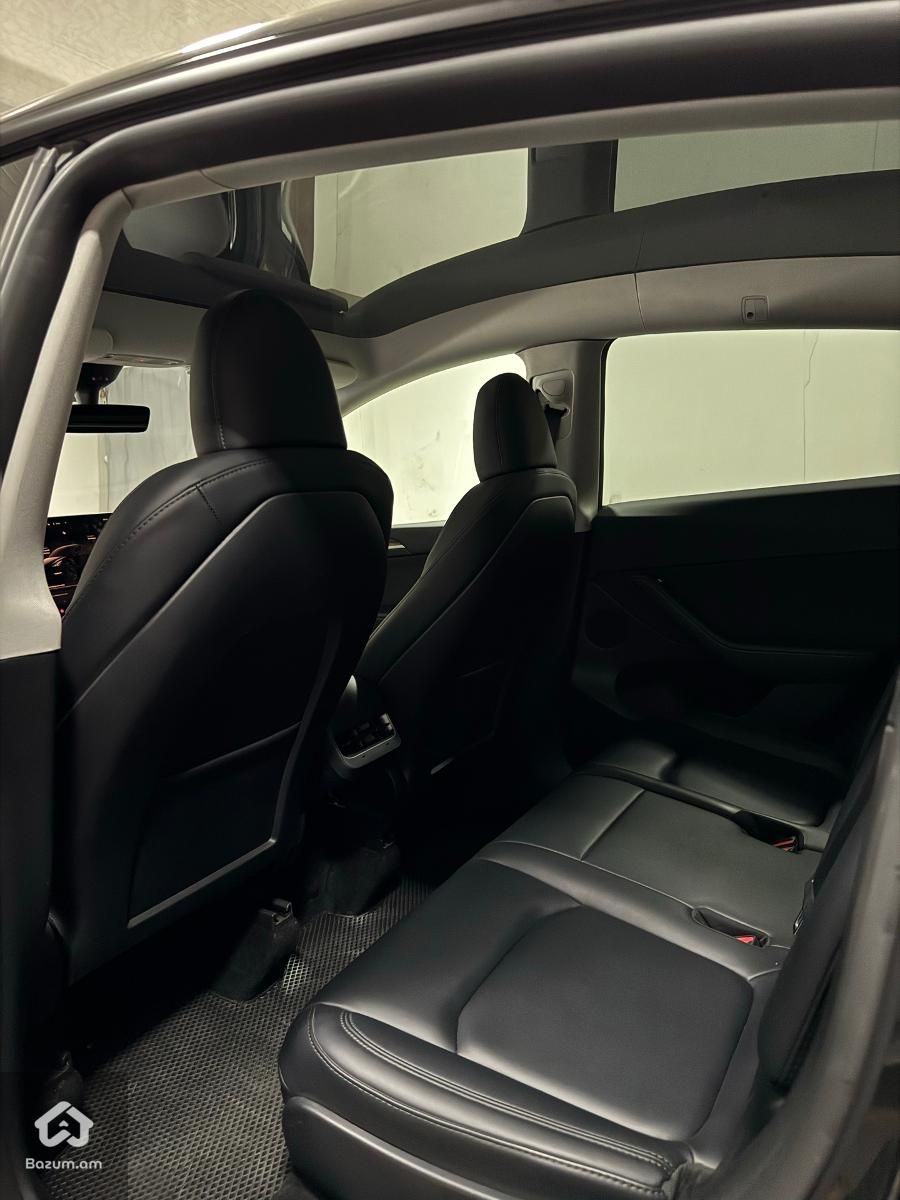 Tesla Model Y - image 5