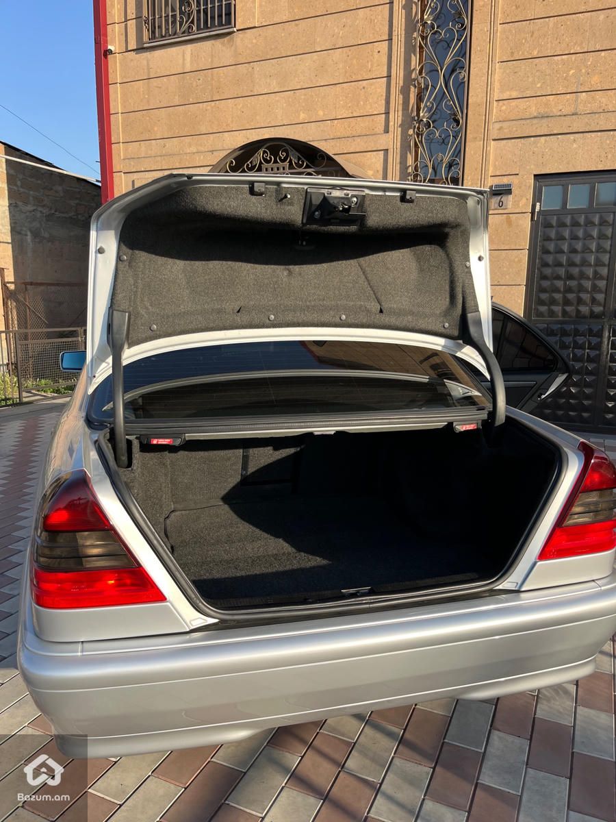 Mercedes benz W202 C200 1999t - image 10