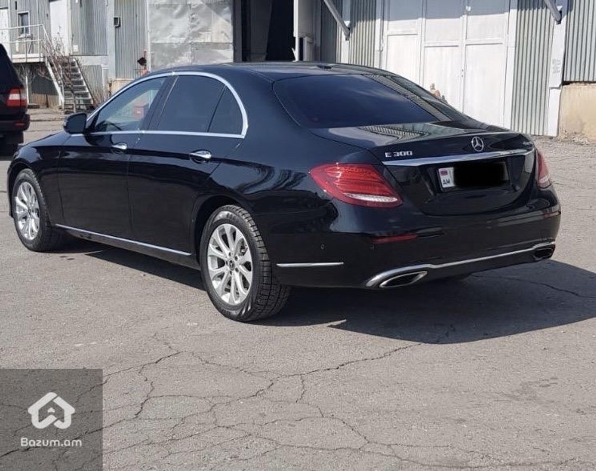 Mercedes-Benz E 300 2017 - image 4