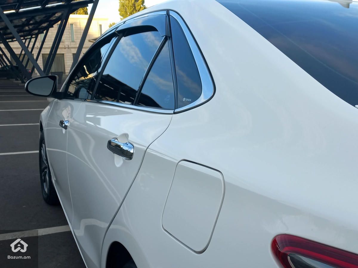 Toyota Camry 2016 - image 14