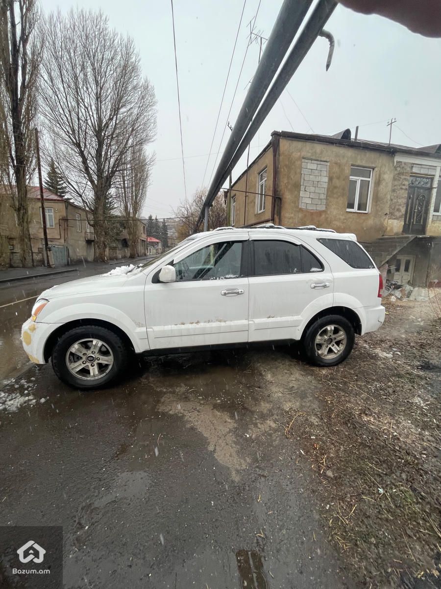 Kia Sorento - image 4