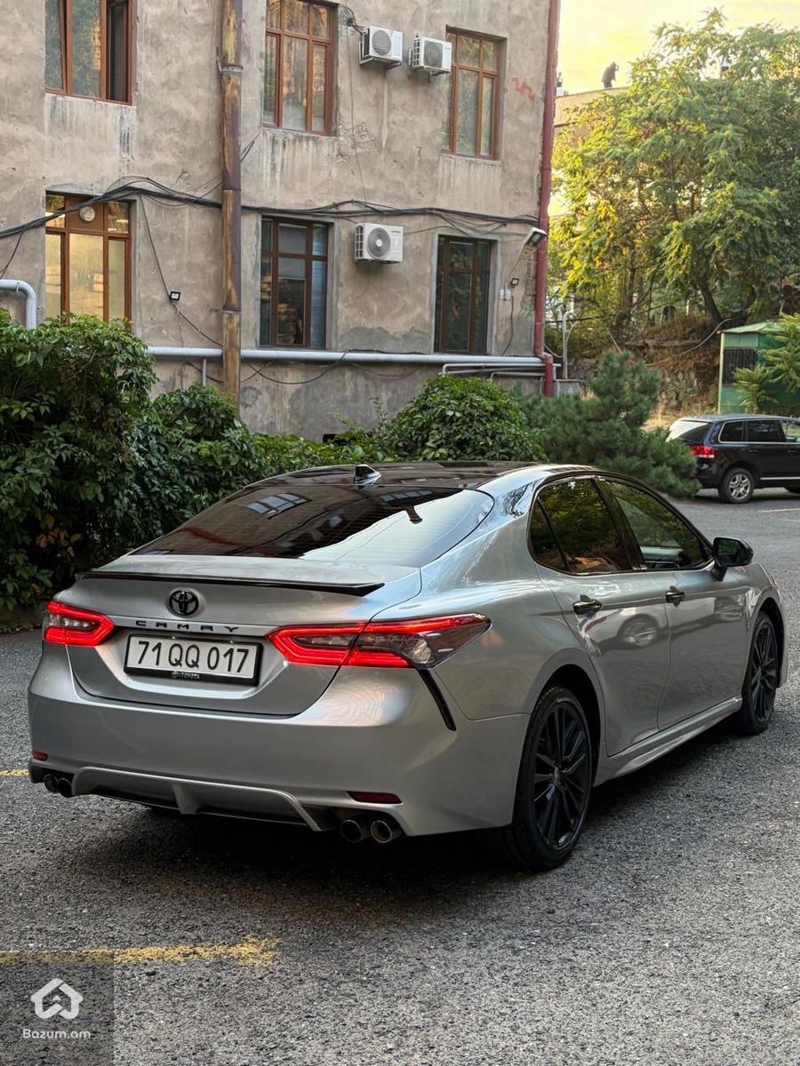 Toyota Camry 2021 - image 5