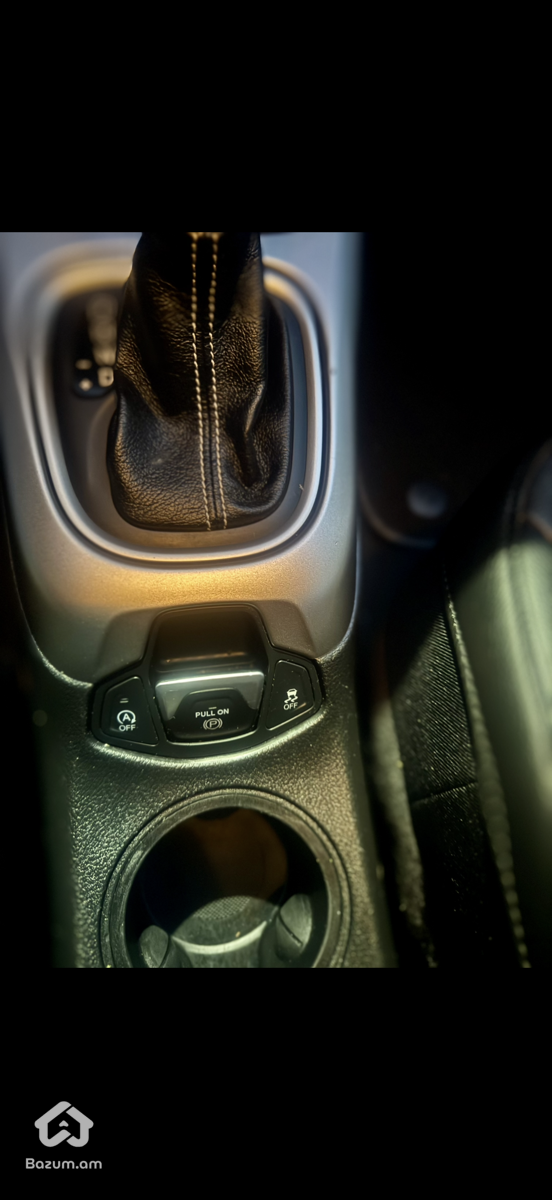 Jeep Compass Aniversary - image 20