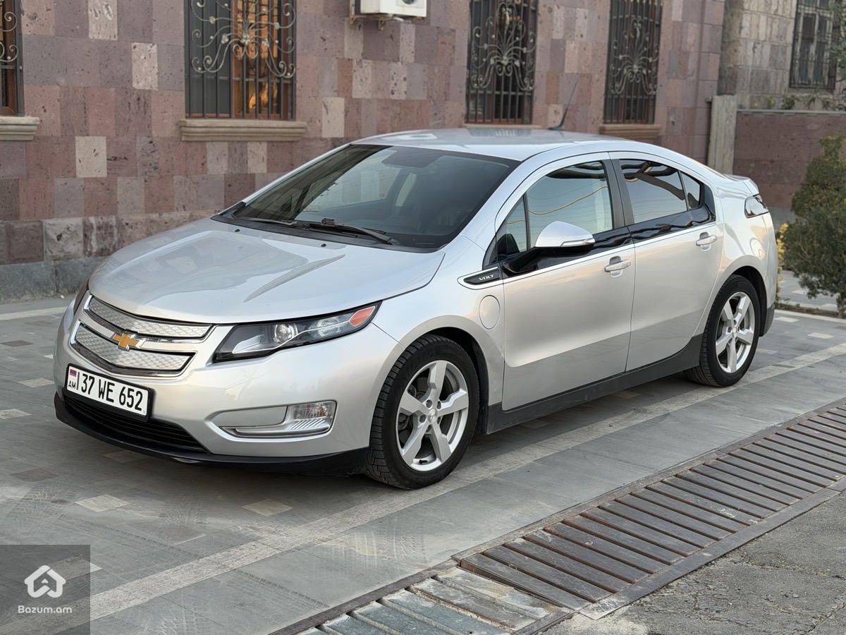 Chevrolet Volt 2014 - image 1